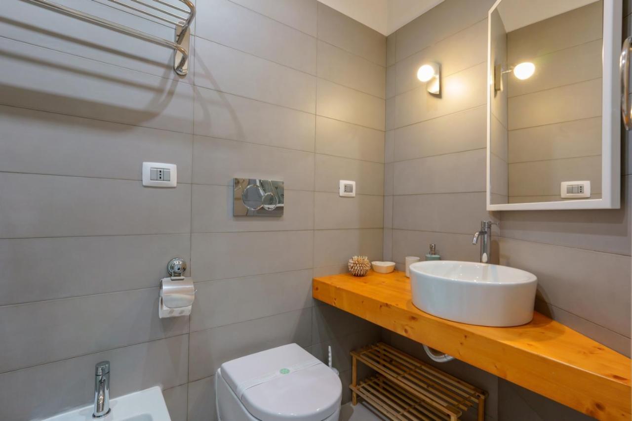 Lumiere Rooms - Eja Sardinia カリアリ エクステリア 写真